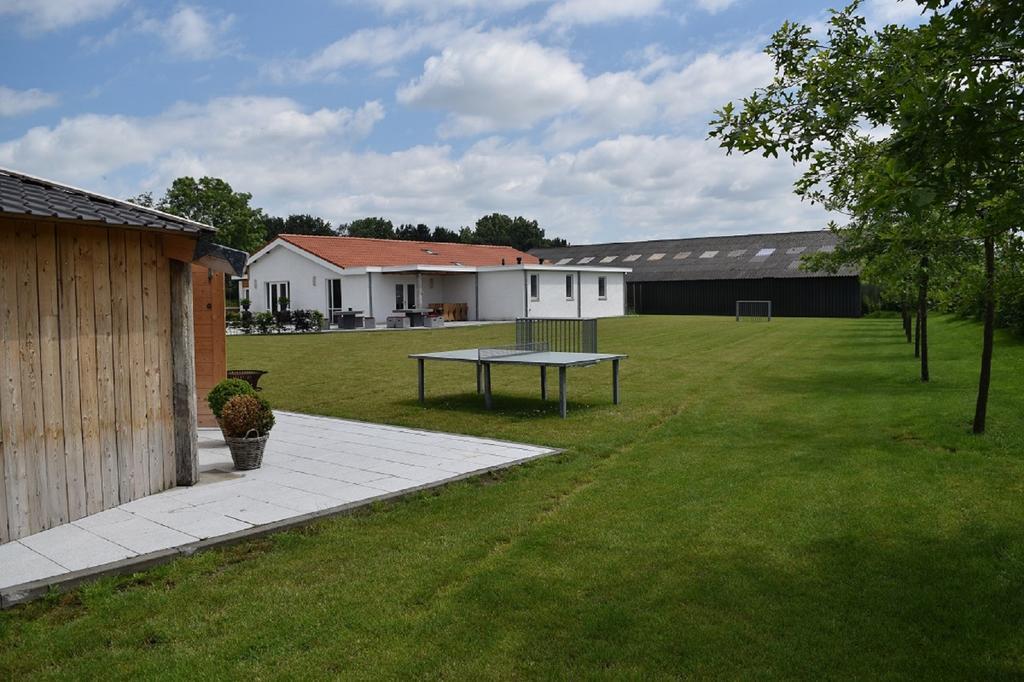 Herkenhoek 5 Bedroom Apartment Heeswijk-Dinther Exteriör bild