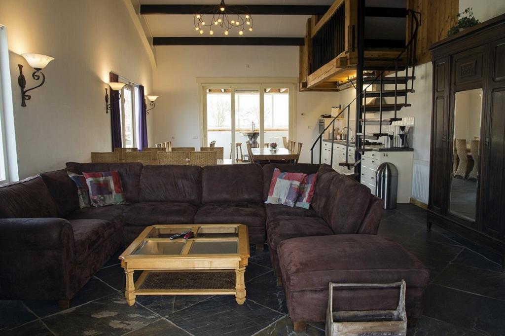 Herkenhoek 5 Bedroom Apartment Heeswijk-Dinther Exteriör bild